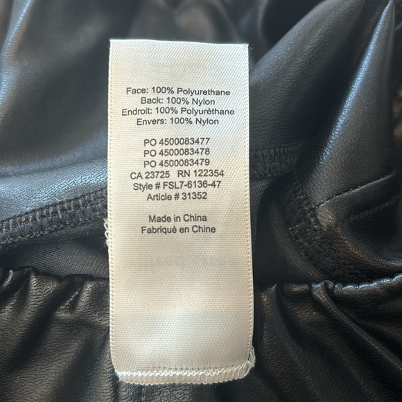 Wilfred Free black Daria Leggings.  Full length. - Picture 8 of 12